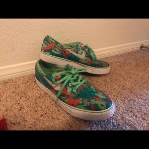 NIKE JANOSKI